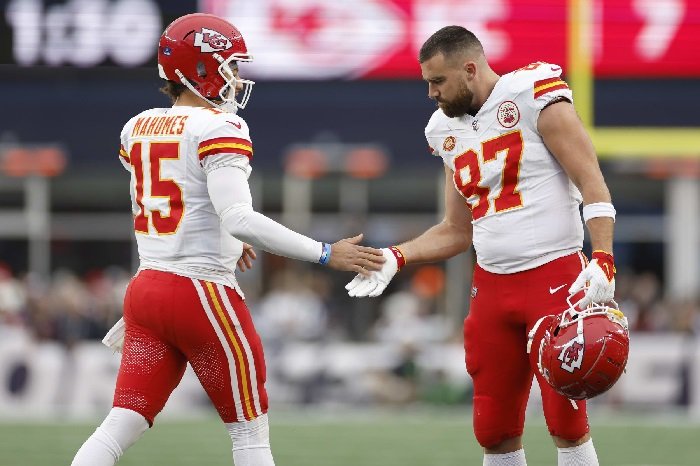 Patrick Mahomes’ Strong Message for Travis Kelce Amid Retirement Rumors